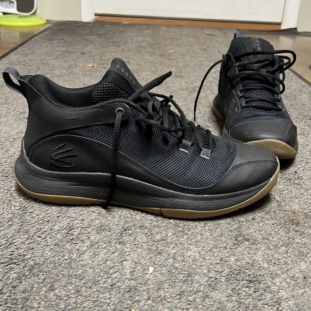 Curry 3Z5 - Picture 2 of 6